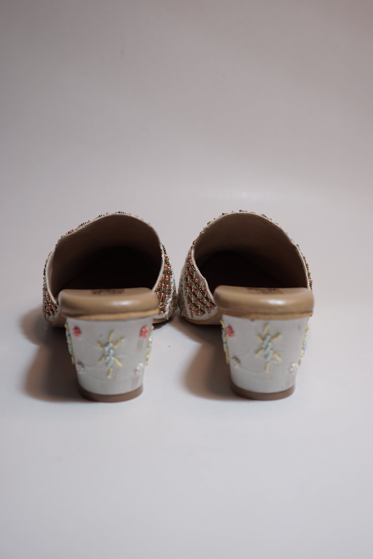 Qushi Heel Mule