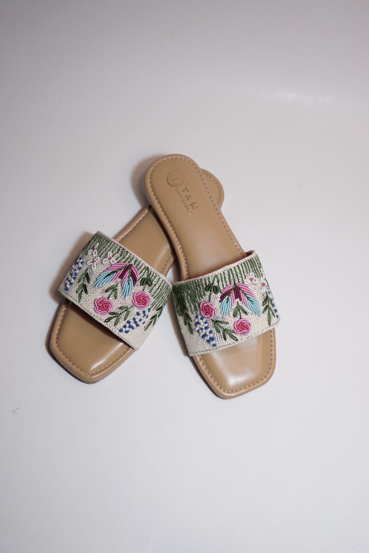 Ruhi Flate Flip Flop