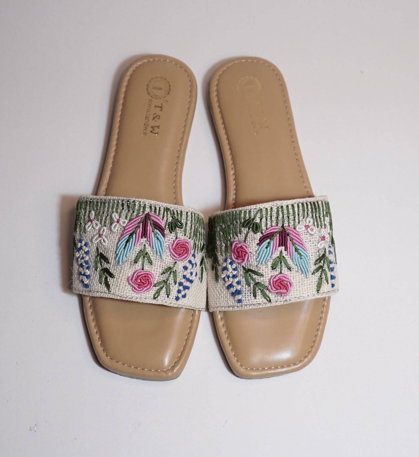 Ruhi Flate Flip Flop