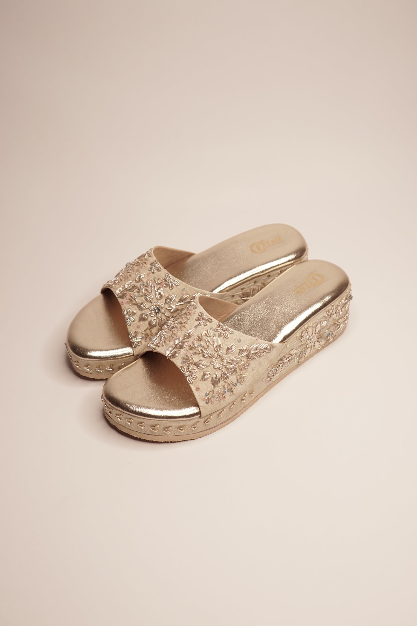 Shams (Heel)