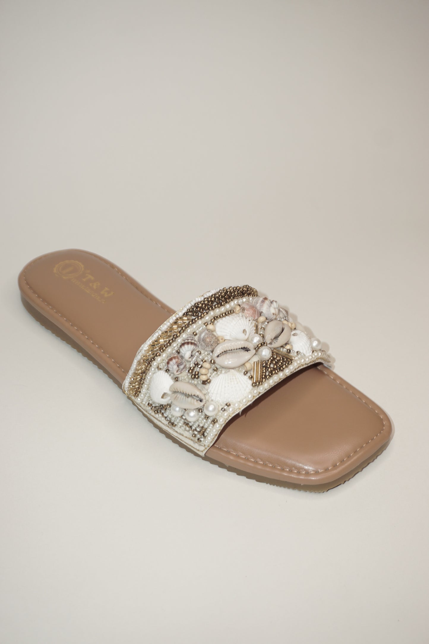 Pinky Shankha Flip Flop