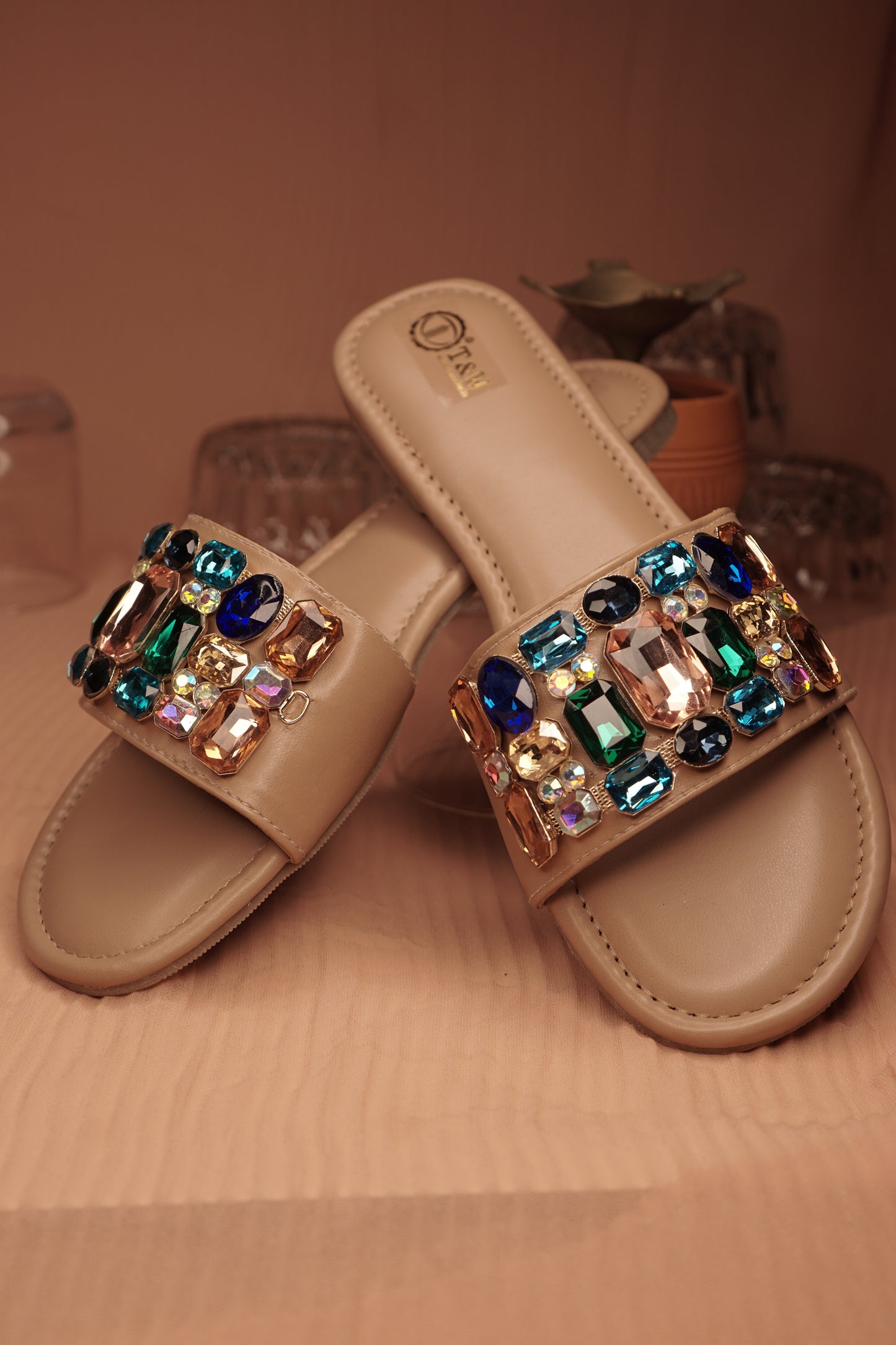 Kavya (Crystal Flate)