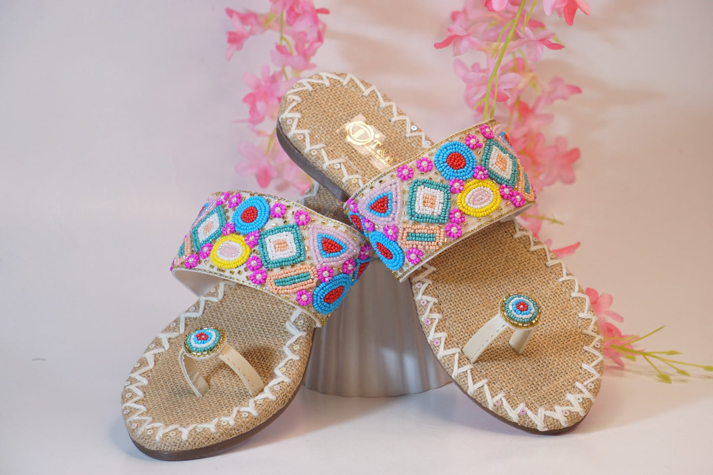 Zoya Thum Chappal