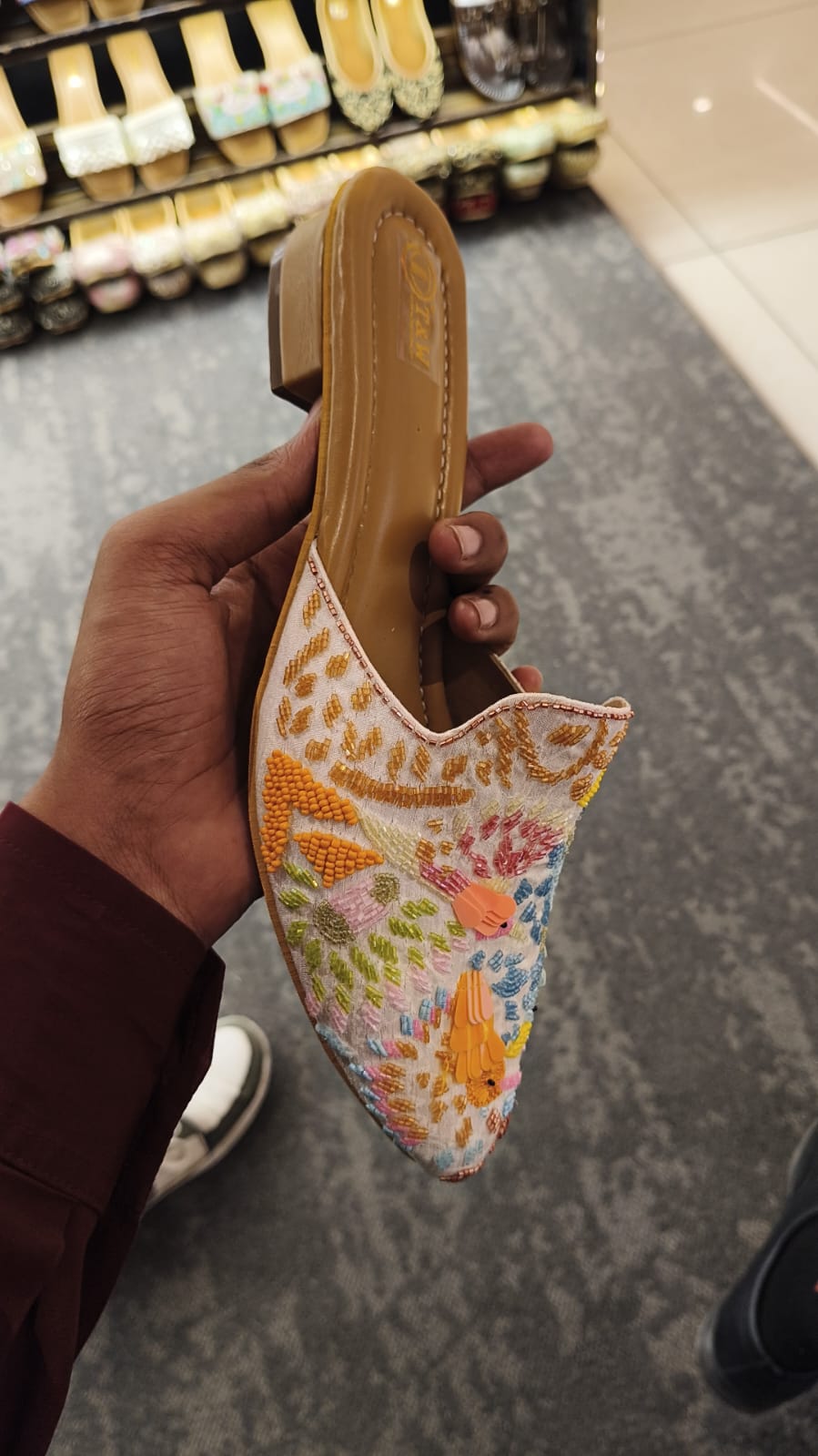 Mahi (Flat Mule)