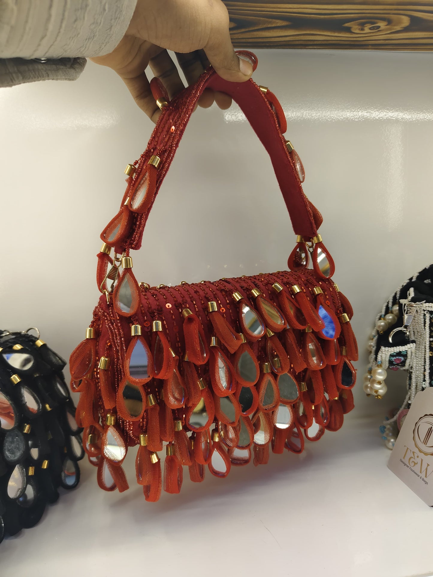 Ljaya (Designear Bag Mirror Work.
