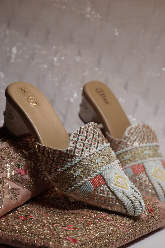 Qushi Heel Mule