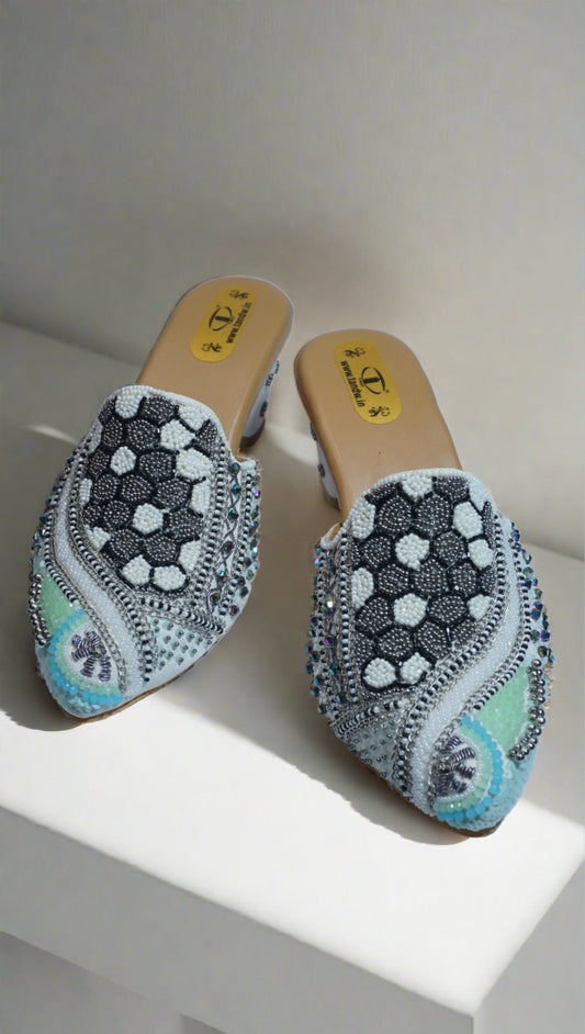 Yutika Medium Heel
