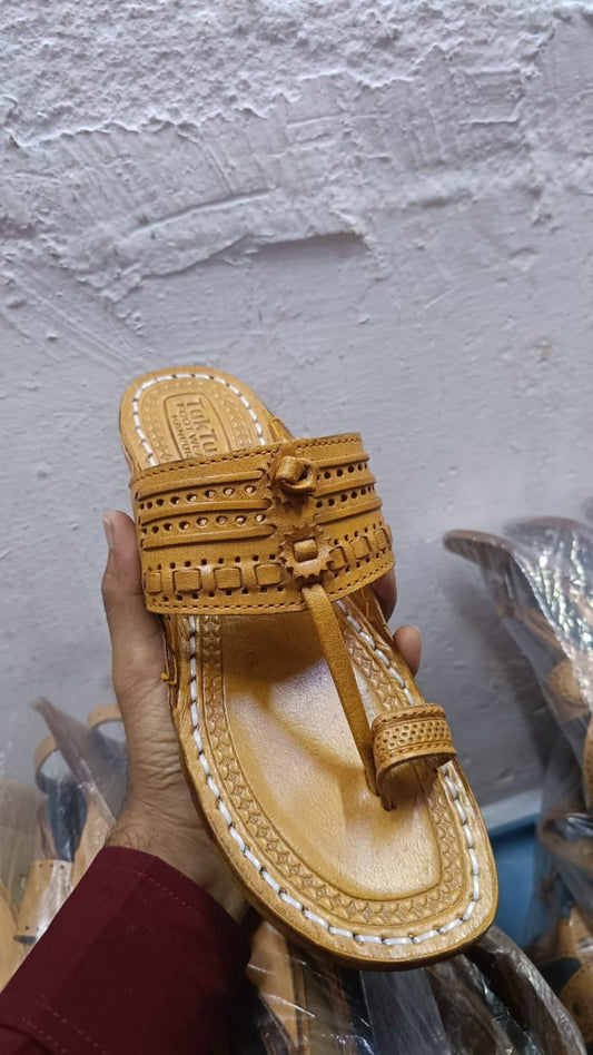 Camden (Kolapuri Chappal)