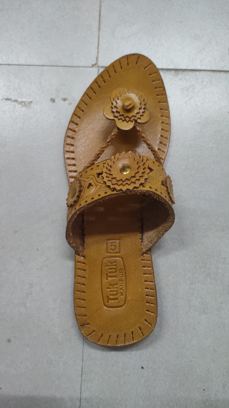 Gallagher (Kolapuri Chappal)