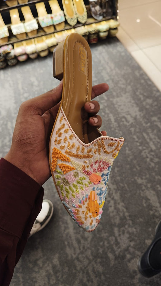 Mahi  (Flat Mule)