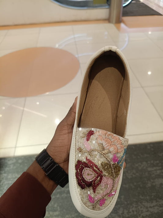 kurunai (lofer shoes)