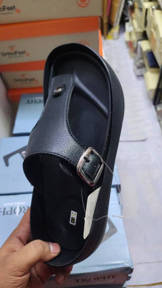 Atlas (Mens Chappal)